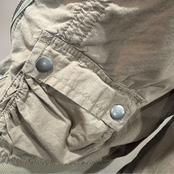 Old navy light weight utility jacket ❤️ - Picture 7 of 9